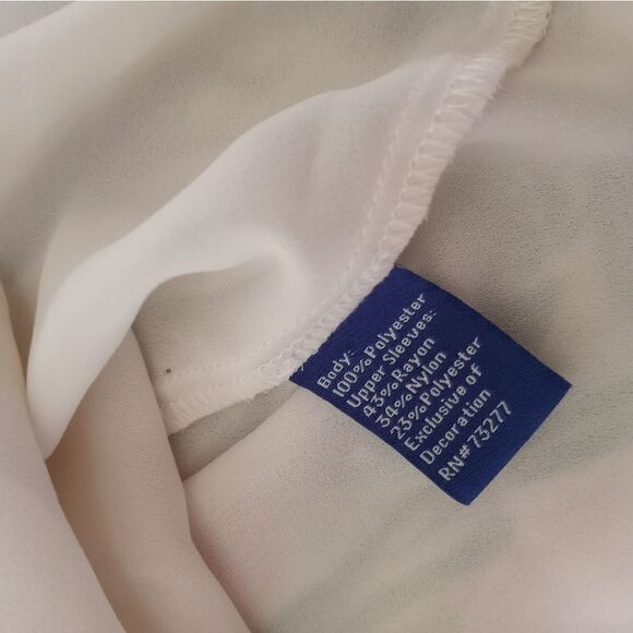 NWT APT.9 M White Bell Longsleeves V-neck Lace Women's Top Blouse - Picture 3 of 11